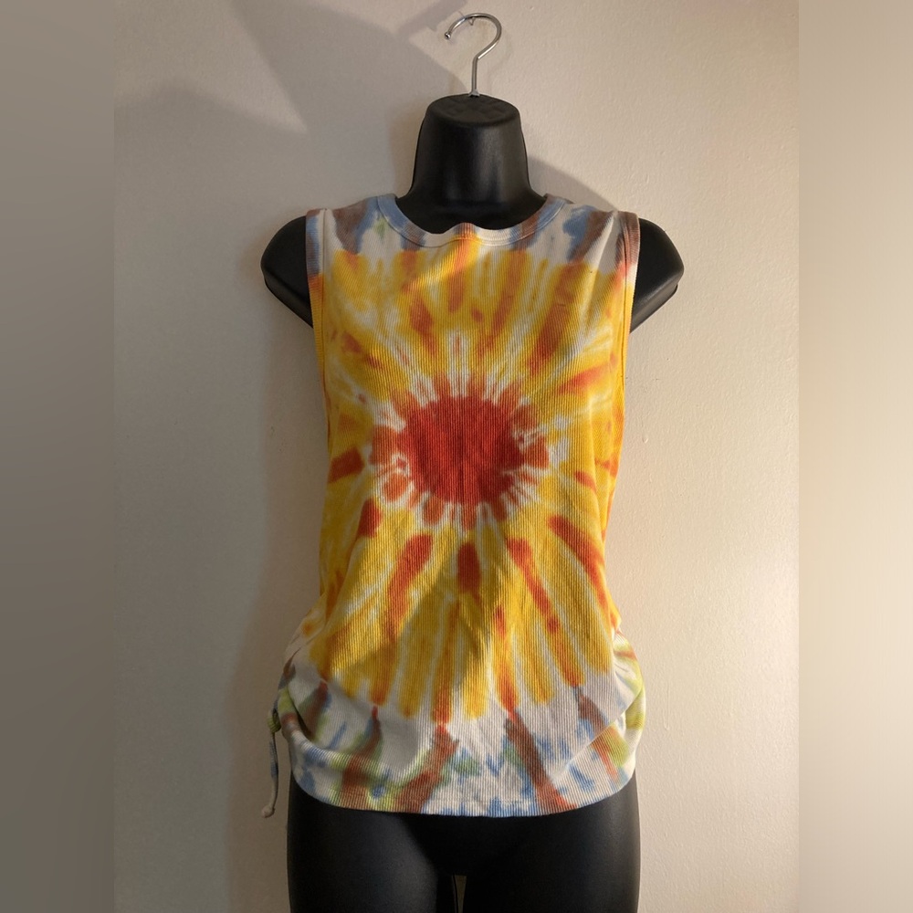 Tie-Dye Sleeveless Top - Yellow and Red